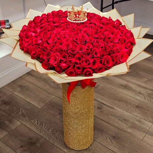 200-red-roses-flores-bouquet-Ramo-Buchon-200-Rosas