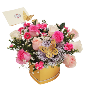 White and pink roses flower arrangement