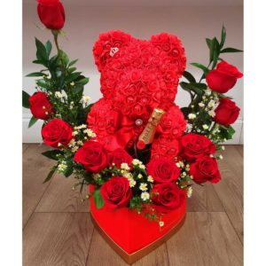 Big-Red-Teddy-Bear-with-Red-Roses-and-Champagne