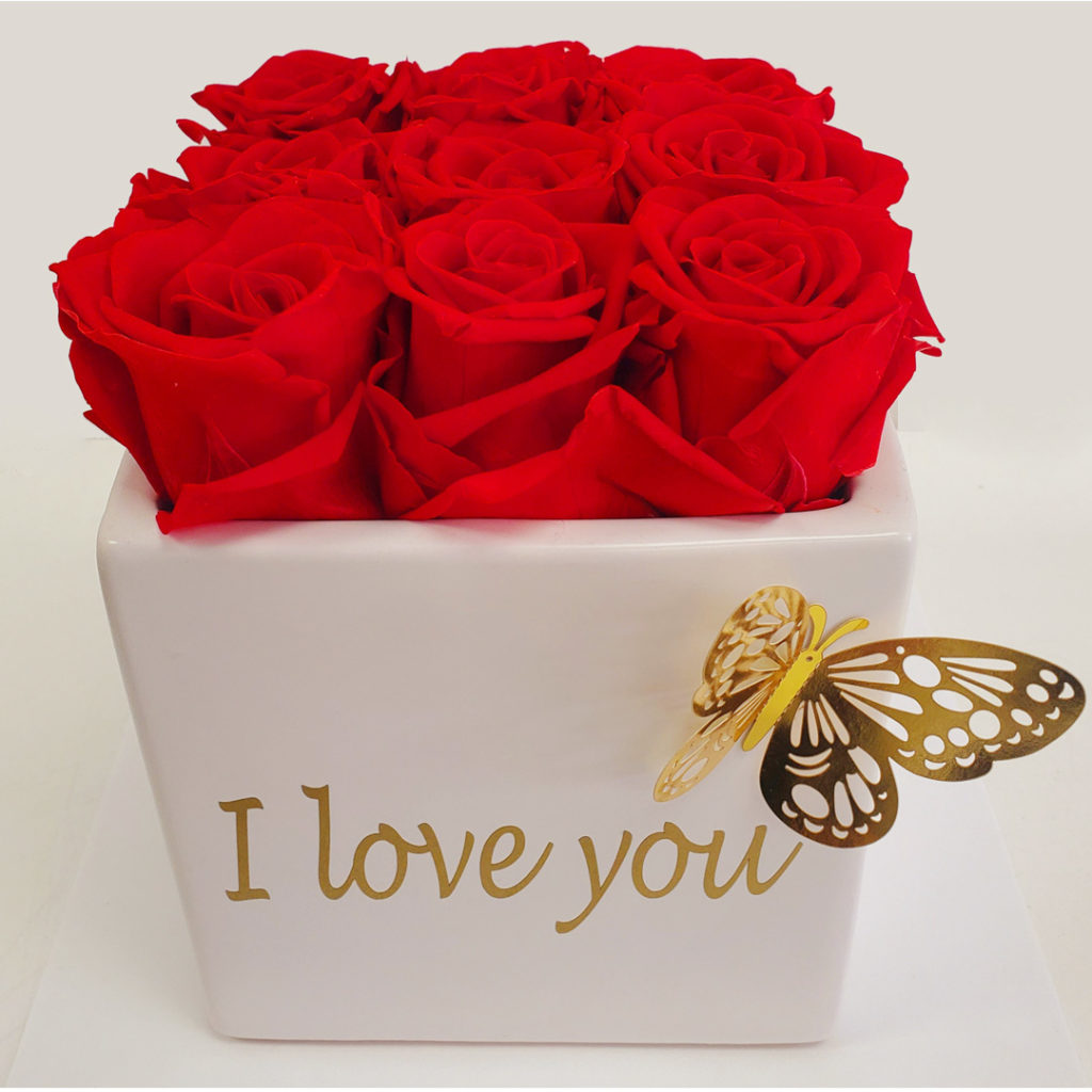 Personalized-Forever-Red-RoseS-Box