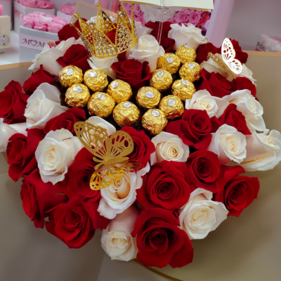 057 Red and White Roses Bouquet decorated with Dendrobium Orchids in a  Personalized Vase(Available in others colors, aprox. 100 Roses) Ramo de  Rosas Rojas y Blancas decorado con Orquideas Dendrobium en Base