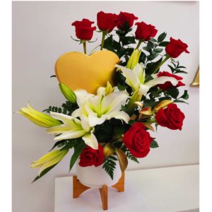 Red-Roses-Lilies-and-a-Gold-Heart