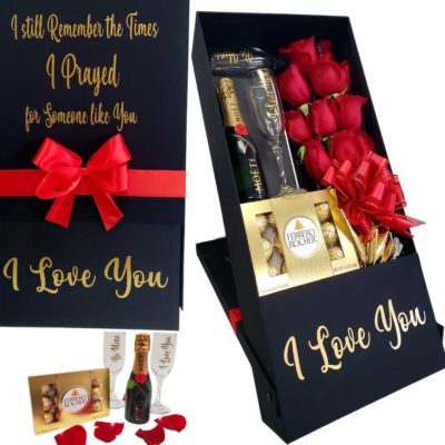 FLOWER-LUXURY-BOX-WITH-CHAMPAGNE-CHOCOLATES-AND-GLASSES-3