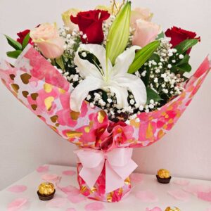 Mini-Rose-Bouquet-Red-and-Pink-Roses-2