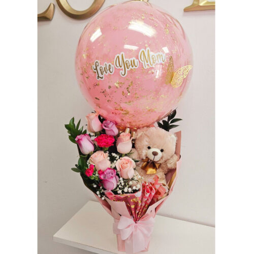 Pink-Flower-Arrangement-and-Ballon